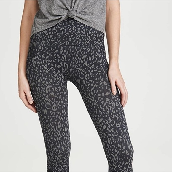 Spanx Leopard Print‎ Leggings Size Small - Picture 4 of 7